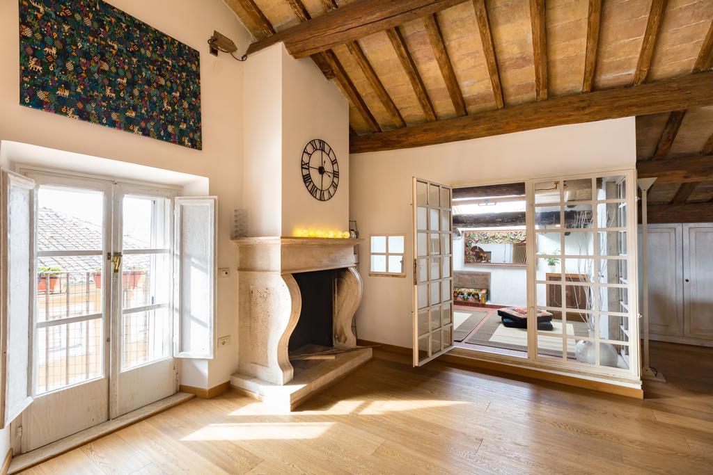 Habitat's Renella Penthouse Appartamento Roma